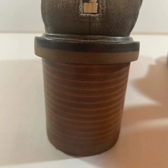 Rag and Bone Olive Green Chunky Heels Size 7.5 - Picture 4 of 8